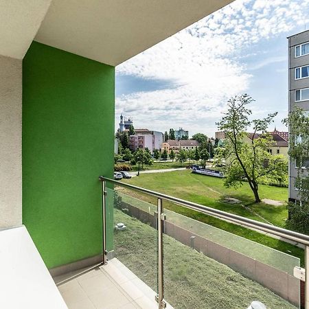 Hotel Krystal Hodonín Exterior foto